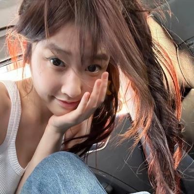 玛丽的白色连衣裙